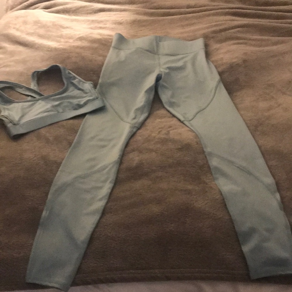 Sports bra and matching leggings